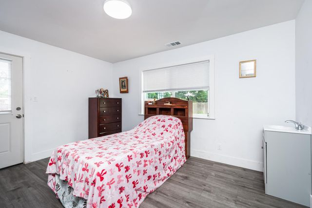 5641 Primrose Dr, Citrus Heights, CA 95610