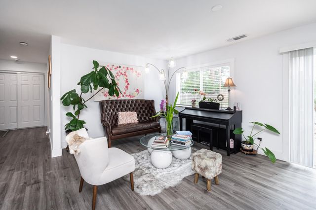 5641 Primrose Dr, Citrus Heights, CA 95610