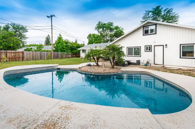 5641 Primrose Dr, Citrus Heights, CA 95610