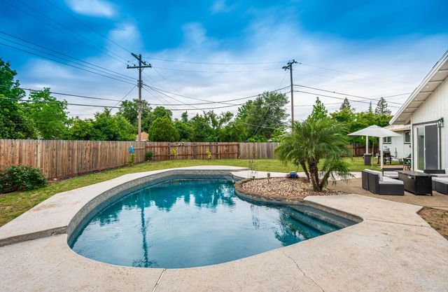 5641 Primrose Dr, Citrus Heights, CA 95610