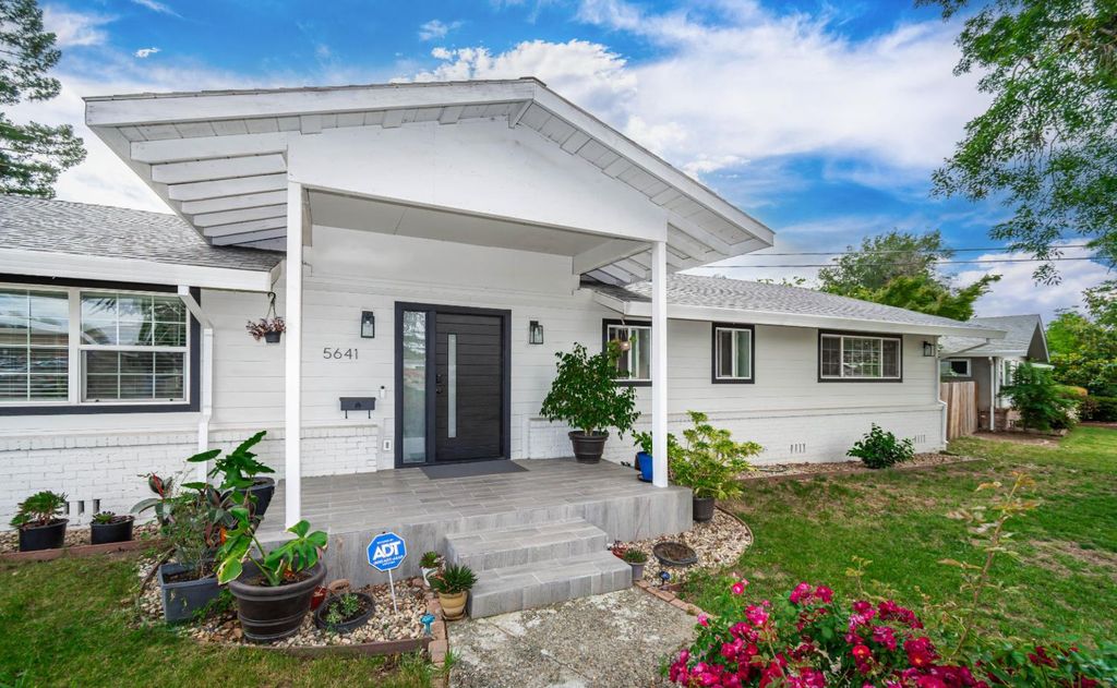 5641 Primrose Dr, Citrus Heights, CA 95610