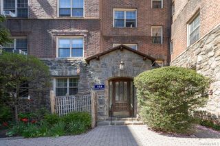 151 Centre Avenue 4B, New Rochelle, NY 10805