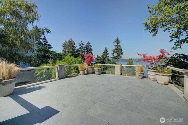1645 Rambling Lane, Medina, WA 98039