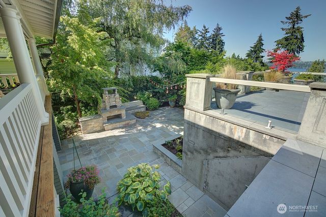 1645 Rambling Lane, Medina, WA 98039