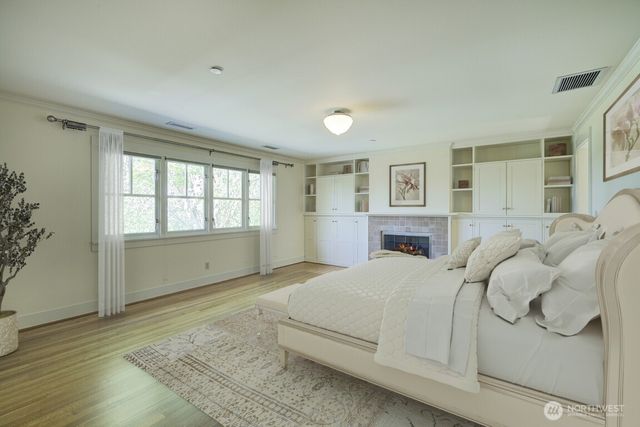1645 Rambling Lane, Medina, WA 98039