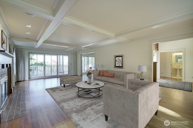 1645 Rambling Lane, Medina, WA 98039