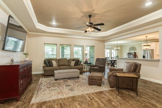 1008 S Belle Drive, Angleton, TX 77515