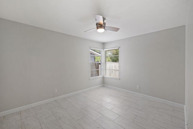 2015 Fair Oaks DR, Austin, TX 78745