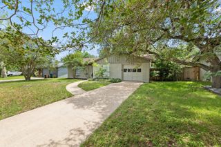 2015 Fair Oaks DR, Austin, TX 78745