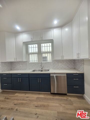 1022 S Cloverdale Avenue, Los Angeles, CA 90019