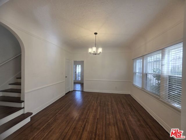 1022 S Cloverdale Avenue, Los Angeles, CA 90019