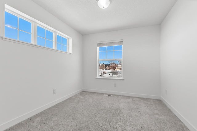 3141 Clover Ridge Drive, Chaska, MN 55318