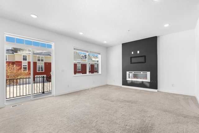 3141 Clover Ridge Drive, Chaska, MN 55318