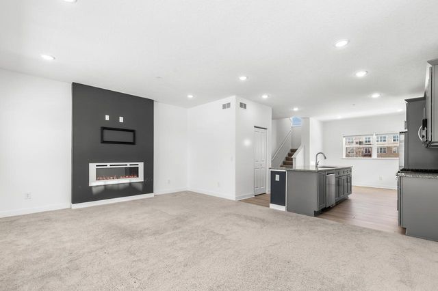 3141 Clover Ridge Drive, Chaska, MN 55318