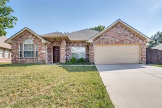 2606 Whetstone Drive, Corinth, TX 76210