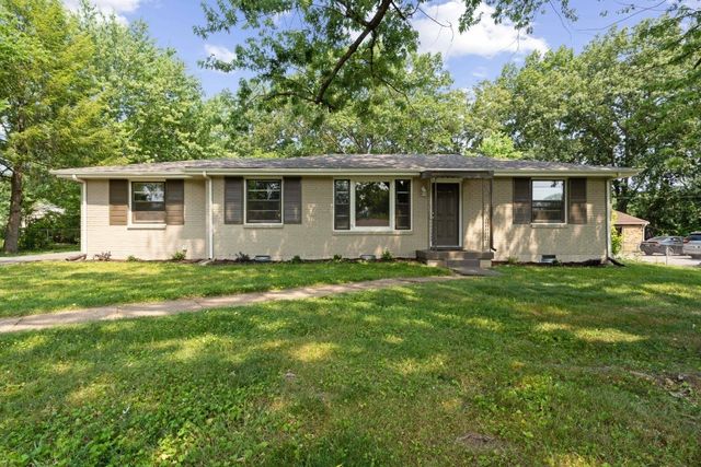 30 Dalewood Dr, Clarksville, TN 37042
