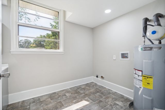 30 Dalewood Dr, Clarksville, TN 37042