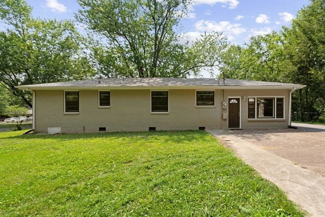 30 Dalewood Dr, Clarksville, TN 37042