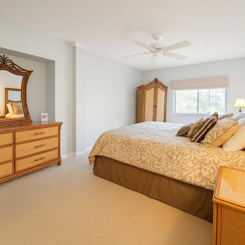 2105 Lavers Circle 407, Delray Beach, FL 33444