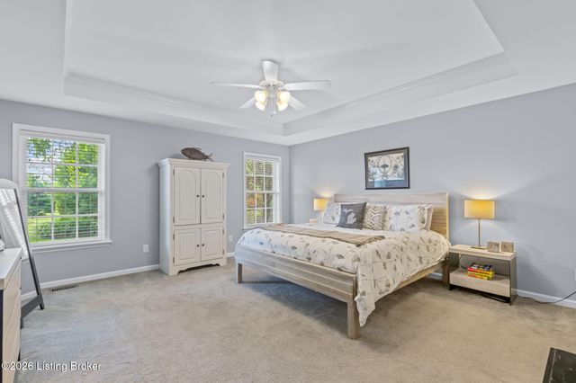 4036 Pleasant Glen Dr, Louisville, KY 40299