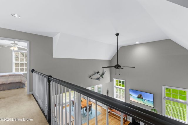 4036 Pleasant Glen Dr, Louisville, KY 40299
