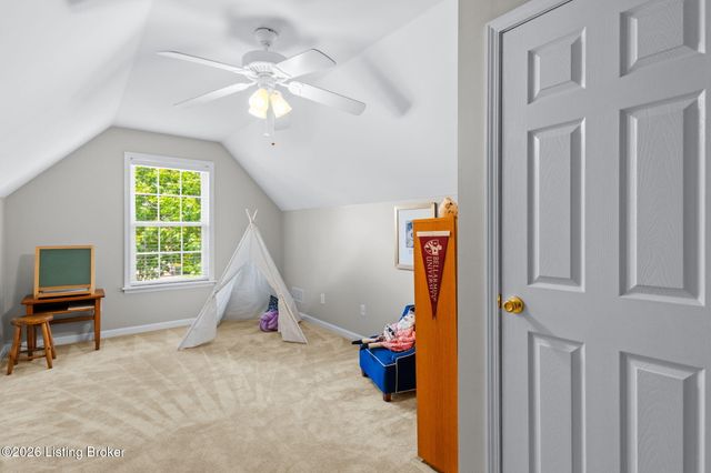4036 Pleasant Glen Dr, Louisville, KY 40299