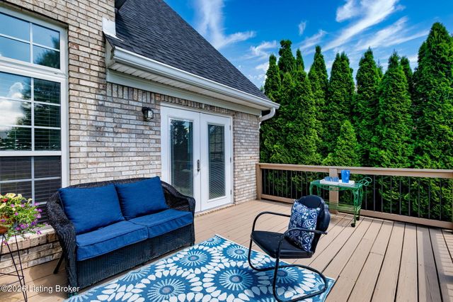 4036 Pleasant Glen Dr, Louisville, KY 40299
