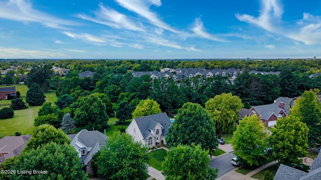 4036 Pleasant Glen Dr, Louisville, KY 40299