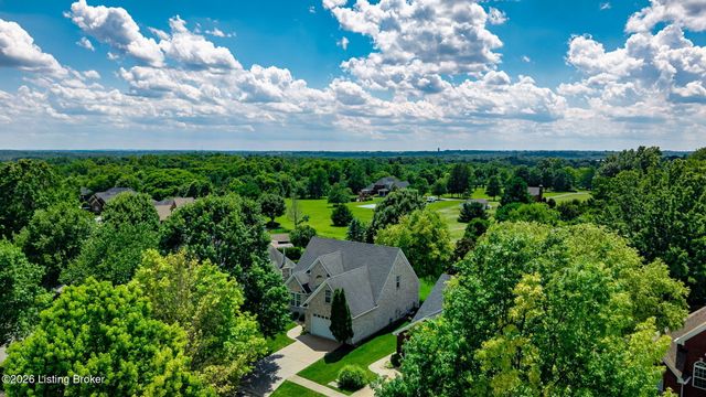 4036 Pleasant Glen Dr, Louisville, KY 40299