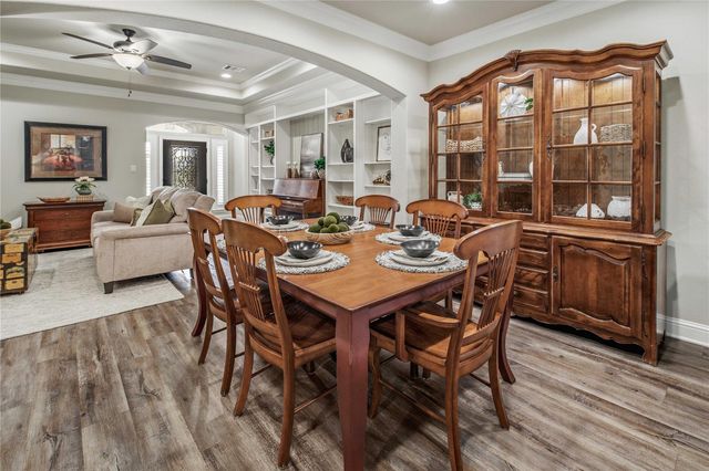 1753 Summit Crossing Lane, College Station, TX 77845