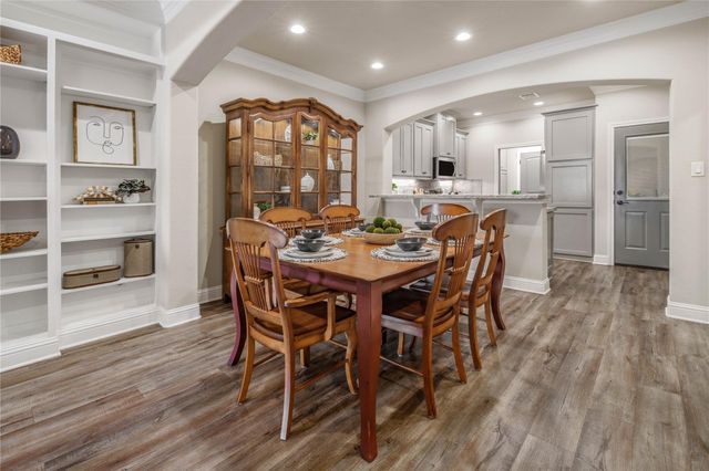 1753 Summit Crossing Lane, College Station, TX 77845