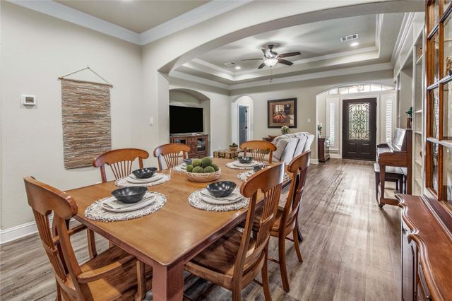 1753 Summit Crossing Lane, College Station, TX 77845