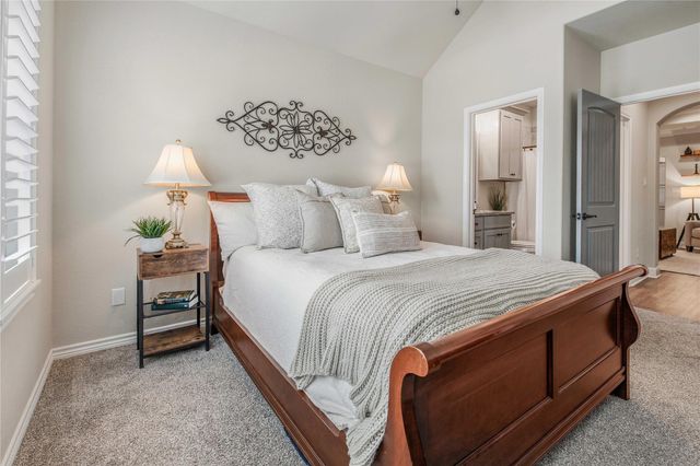 1753 Summit Crossing Lane, College Station, TX 77845