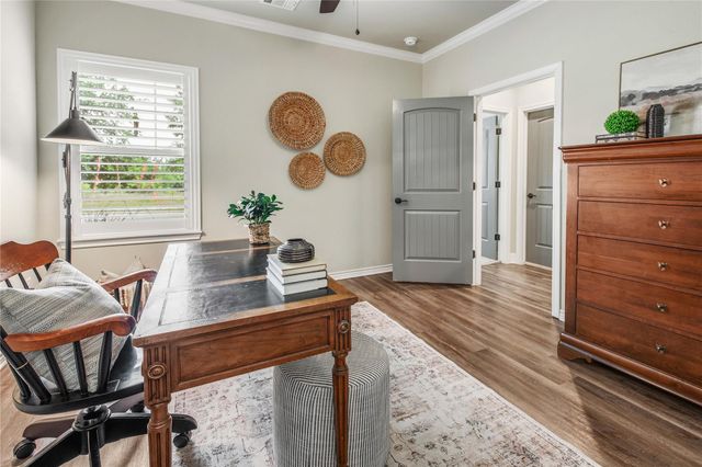 1753 Summit Crossing Lane, College Station, TX 77845