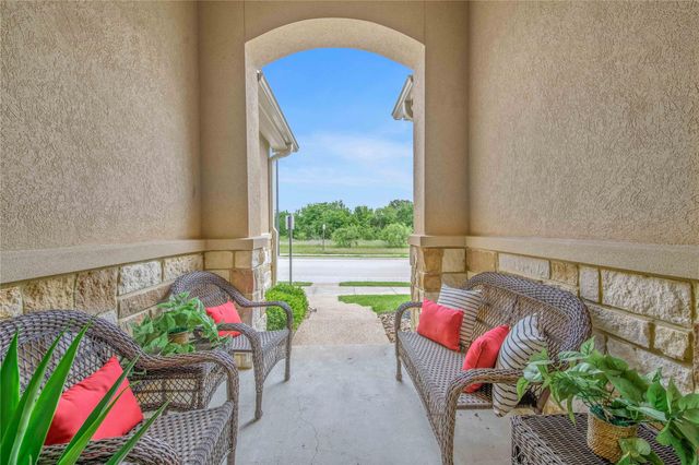 1753 Summit Crossing Lane, College Station, TX 77845