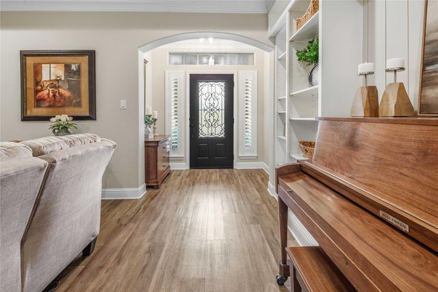 1753 Summit Crossing Lane, College Station, TX 77845