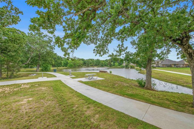 1753 Summit Crossing Lane, College Station, TX 77845