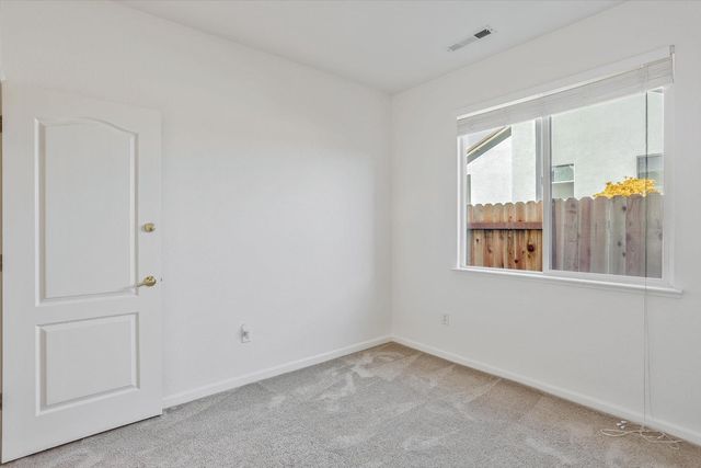 7066 Kentfield Dr, Shingle Springs, CA 95682