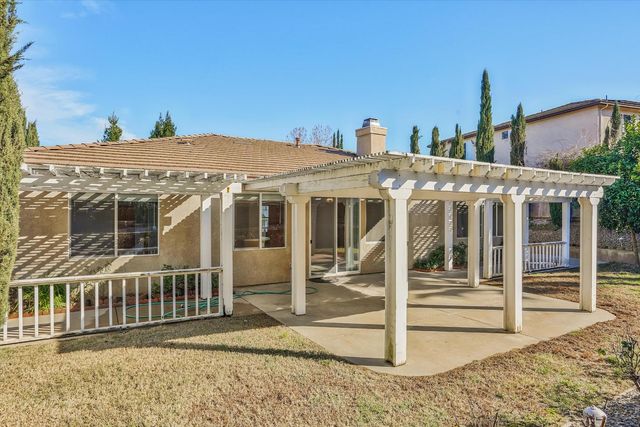 7066 Kentfield Dr, Shingle Springs, CA 95682