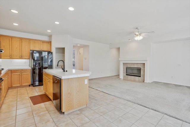 7066 Kentfield Dr, Shingle Springs, CA 95682