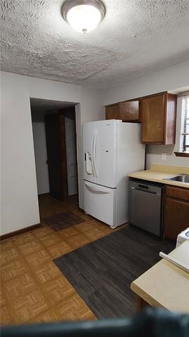 860 Brandy Oaks Lane, Stone Mountain, GA 30088