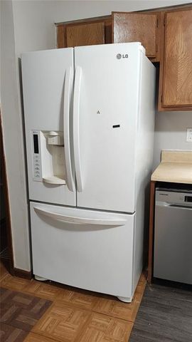 860 Brandy Oaks Lane, Stone Mountain, GA 30088