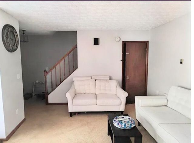 860 Brandy Oaks Lane, Stone Mountain, GA 30088