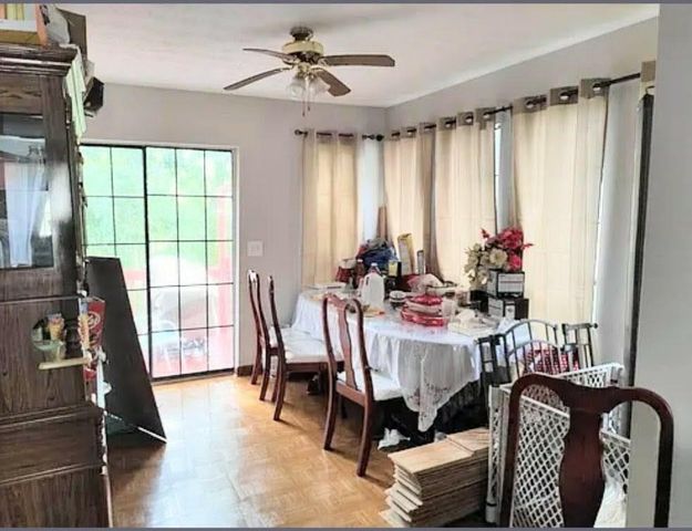 860 Brandy Oaks Lane, Stone Mountain, GA 30088