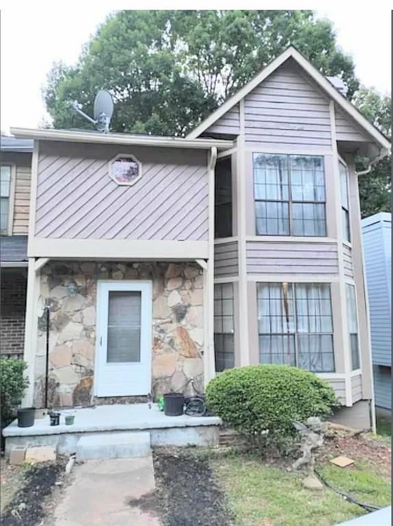 860 Brandy Oaks Lane, Stone Mountain, GA 30088