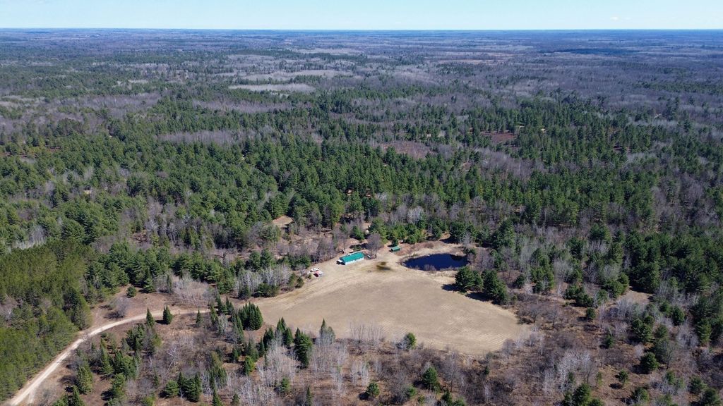 5840 Wildwood Road, Alger, MI 48610