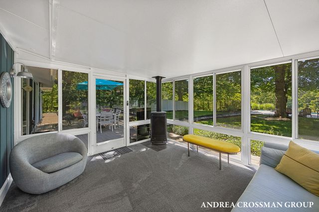 2056 Lakeshore Drive, Ganges Twp, MI 49408