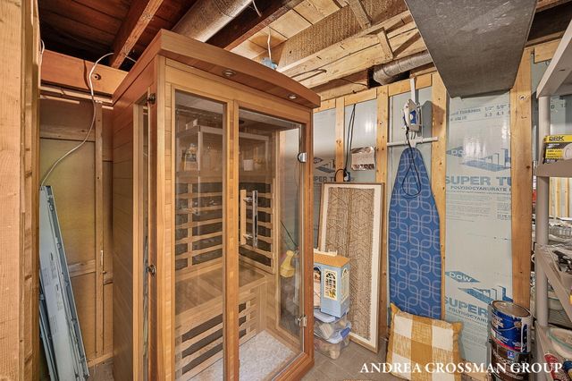 2056 Lakeshore Drive, Ganges Twp, MI 49408
