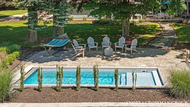 2056 Lakeshore Drive, Ganges Twp, MI 49408