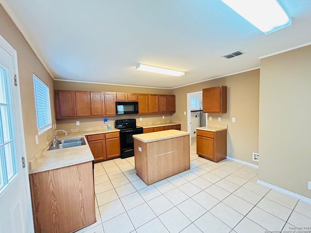 13214 BALDWIN RDG, San Antonio, TX 78249